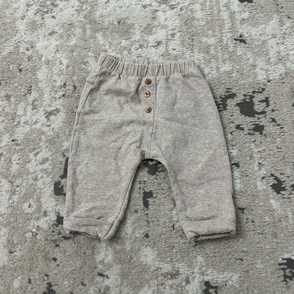 Zara Baby Tan Speckled Pants Size 3-6 Months